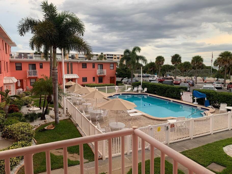 Ocean View With Heated Pool Appartement St. Pete Beach